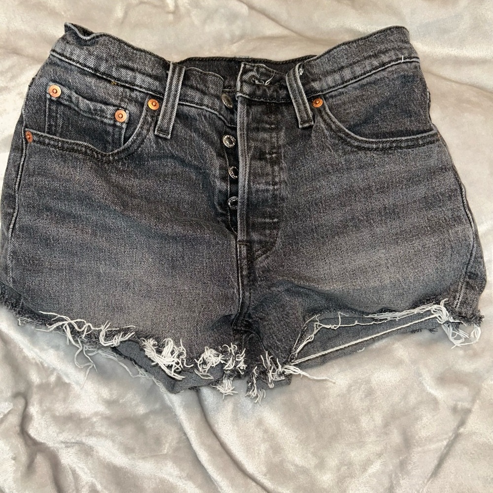 Black Levi 501 Jean shorts